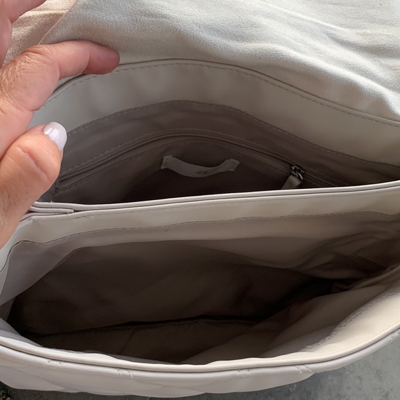 H&M Vegan Leather Bag - worn once - Picture 4 of 9